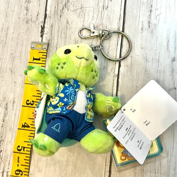 NEW Disney Aulani Resort Exclusive Olu Mel Turtle Plush Keychain Bag Charm NWT - Picture 6 of 7